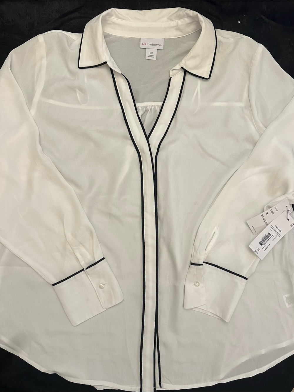 Liz Claiborne White Long Sleeve Blouse with Black Piping